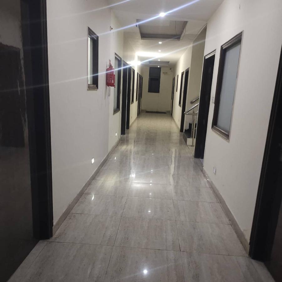 Hotel Kb Square Near Chandigarh Railway Station Kamer foto