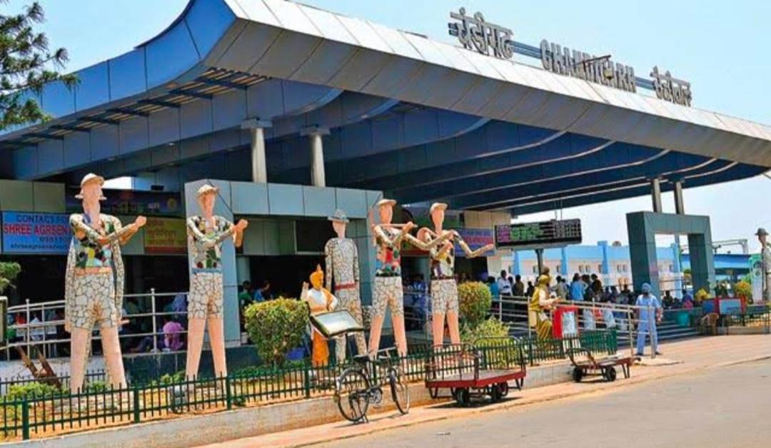 Hotel Kb Square Near Chandigarh Railway Station Buitenkant foto