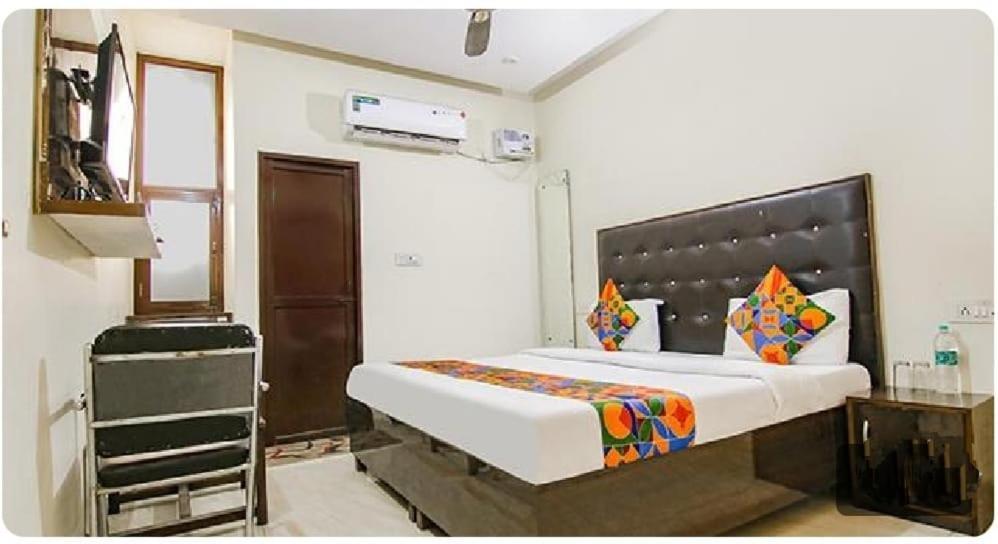Hotel Kb Square Near Chandigarh Railway Station Buitenkant foto