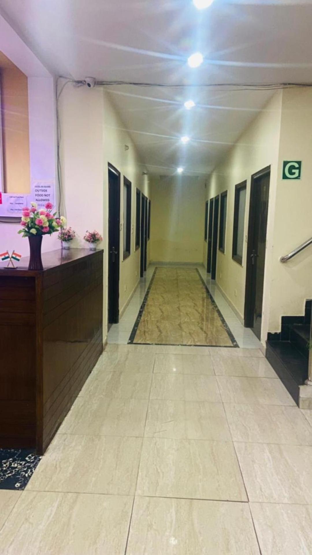 Hotel Kb Square Near Chandigarh Railway Station Kamer foto